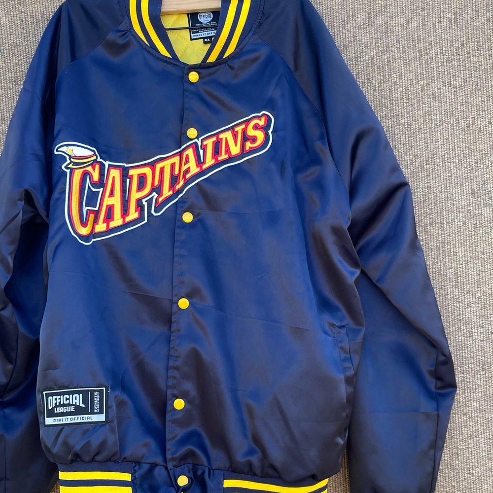 vintage official league Lake County Captains bomber jacket size XL